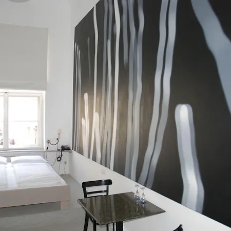 Arte Luise - Self-check In 3*