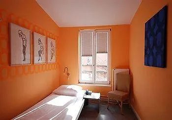 Arte Luise - Self-check In 3*