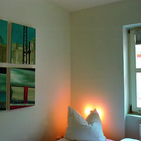 Arte Luise - Self-check In 3*