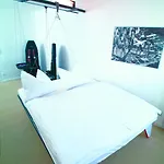 Otel Arte Luise - Self-check In Berlin