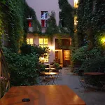 Arte Luise - Self-check In 3*